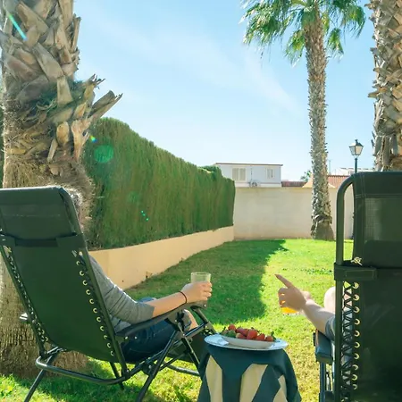 Club Salino Hideaway-your Peaceful Retreat With Pool In Apartmán *