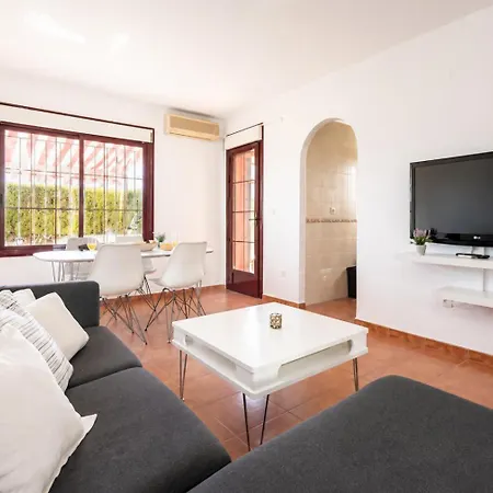 Club Salino Hideaway-your Peaceful Retreat With Pool In דירה *